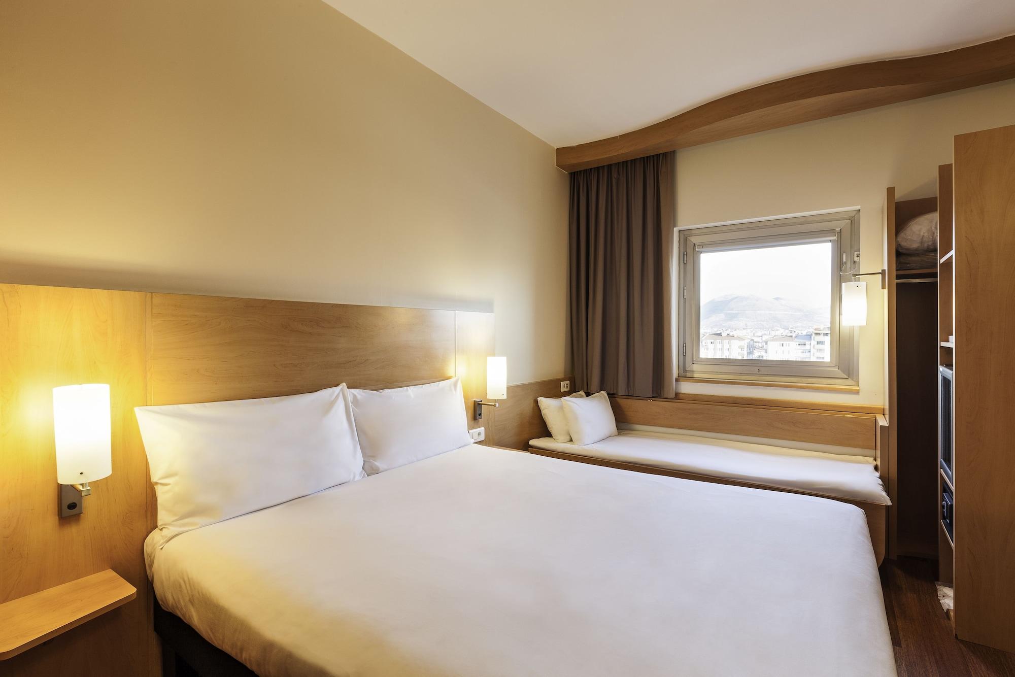 Ibis Santiago Providencia Hotel Екстериор снимка