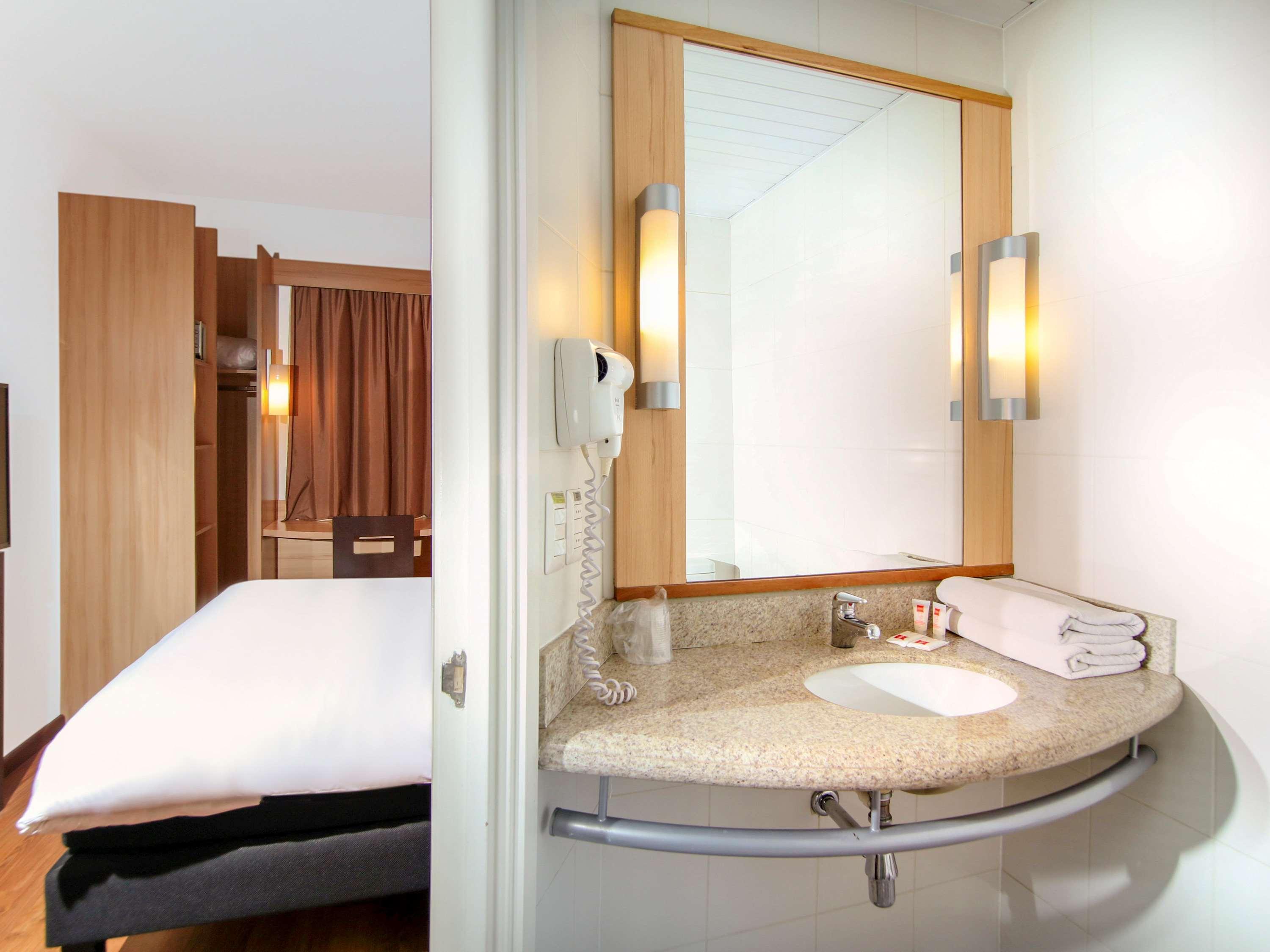 Ibis Santiago Providencia Hotel Екстериор снимка