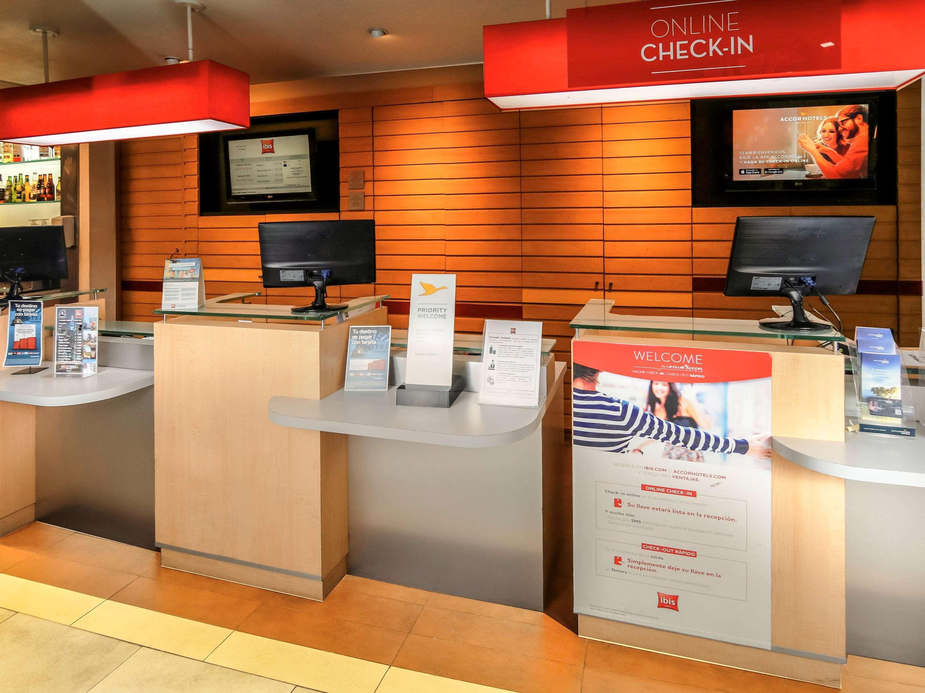 Ibis Santiago Providencia Hotel Екстериор снимка