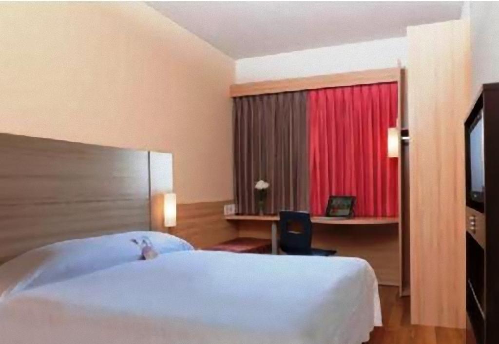 Ibis Santiago Providencia Hotel Екстериор снимка