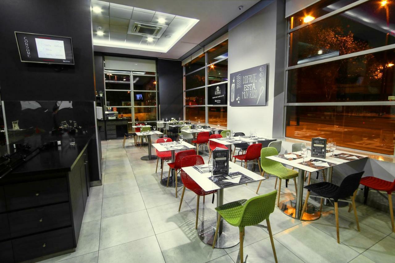 Ibis Santiago Providencia Hotel Екстериор снимка